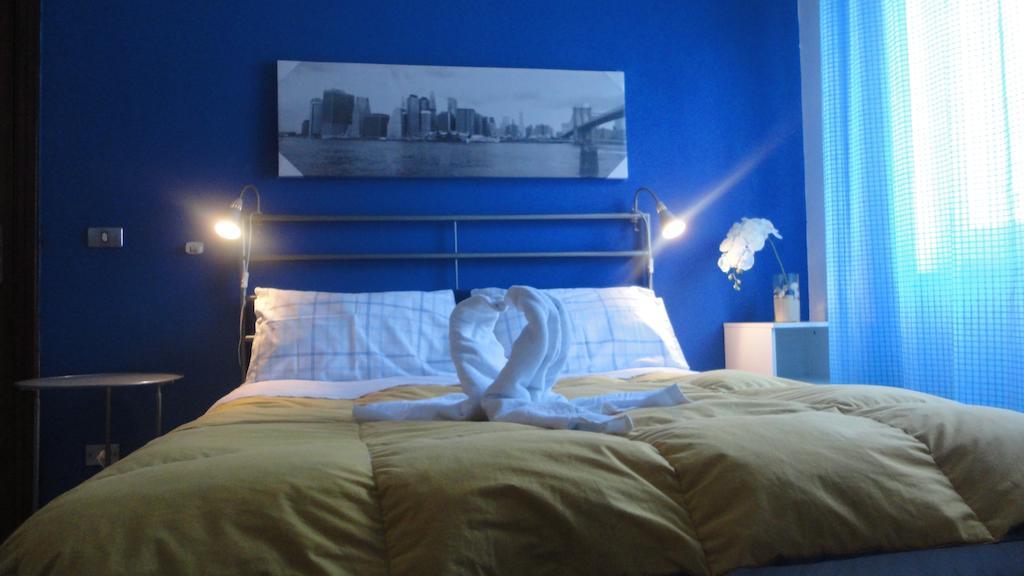Hotel Travel And Living Trani Zimmer foto
